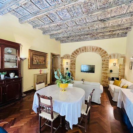 Antica Palermo R&B Bed & Breakfast Екстериор снимка